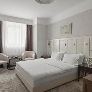 Chambre Standarde Lit Queen-Size